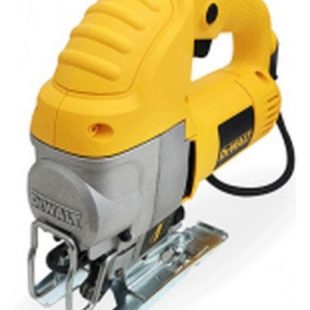 Sierra Caladora De 5.5 Amperios De 0 A 3100cpm Con Caja