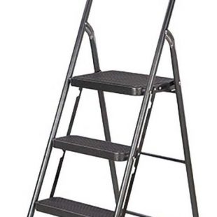 Escalera Acero 3 Peldaños 48.9 X 61 X 128.9 Cm 102 Kg